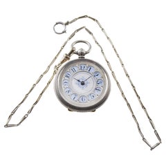 Silberne Schlüsselanhänger-Uhr mit Kartusche aus Silber und Emaille mit Zifferblatt 1880er Jahre