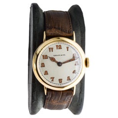 Tiffany & Co. 18 Karat Gelbgold Art Deco Uhr von A.I.C., um 1920