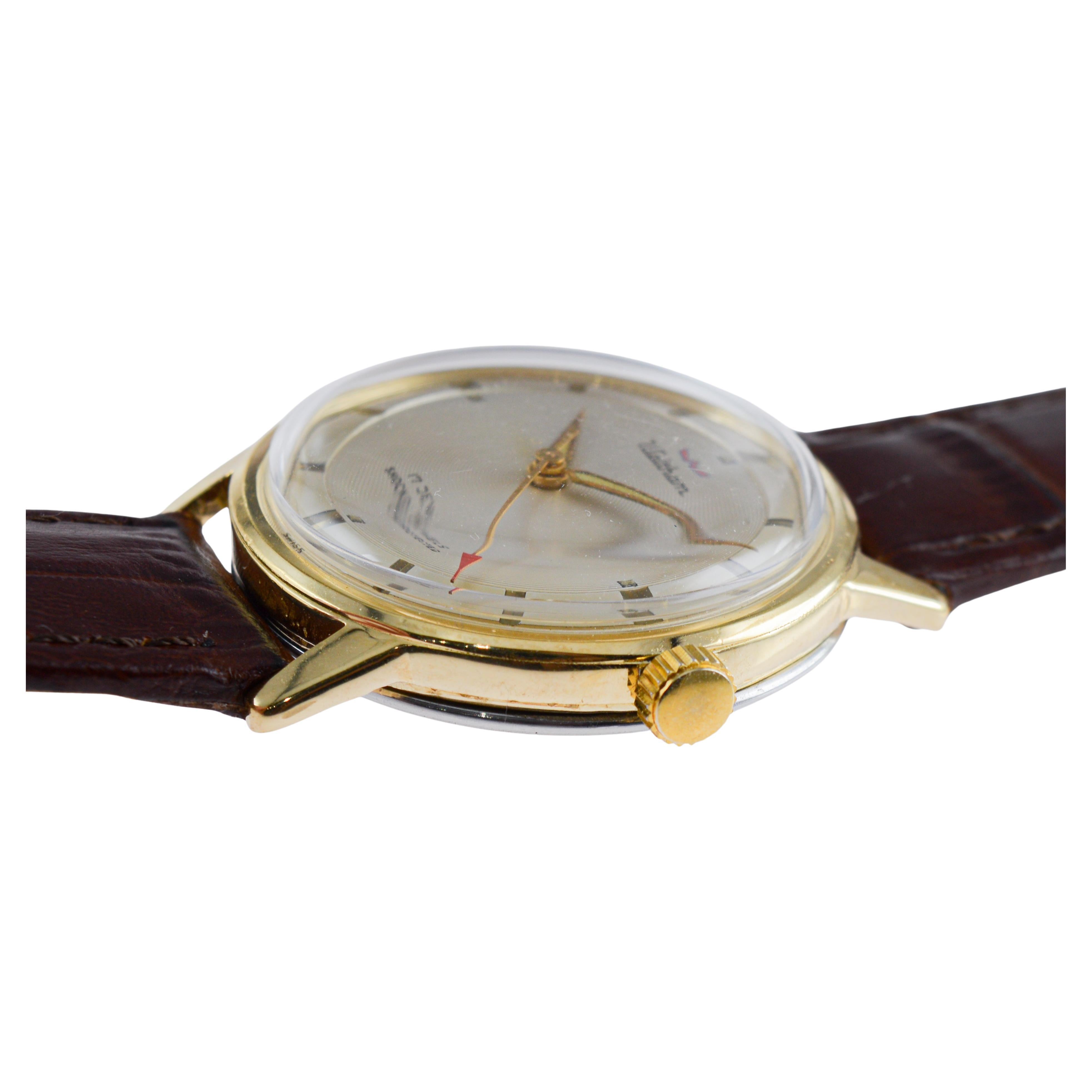 Montre Art Déco en or jaune de Waltham, circa 1950 en vente 5