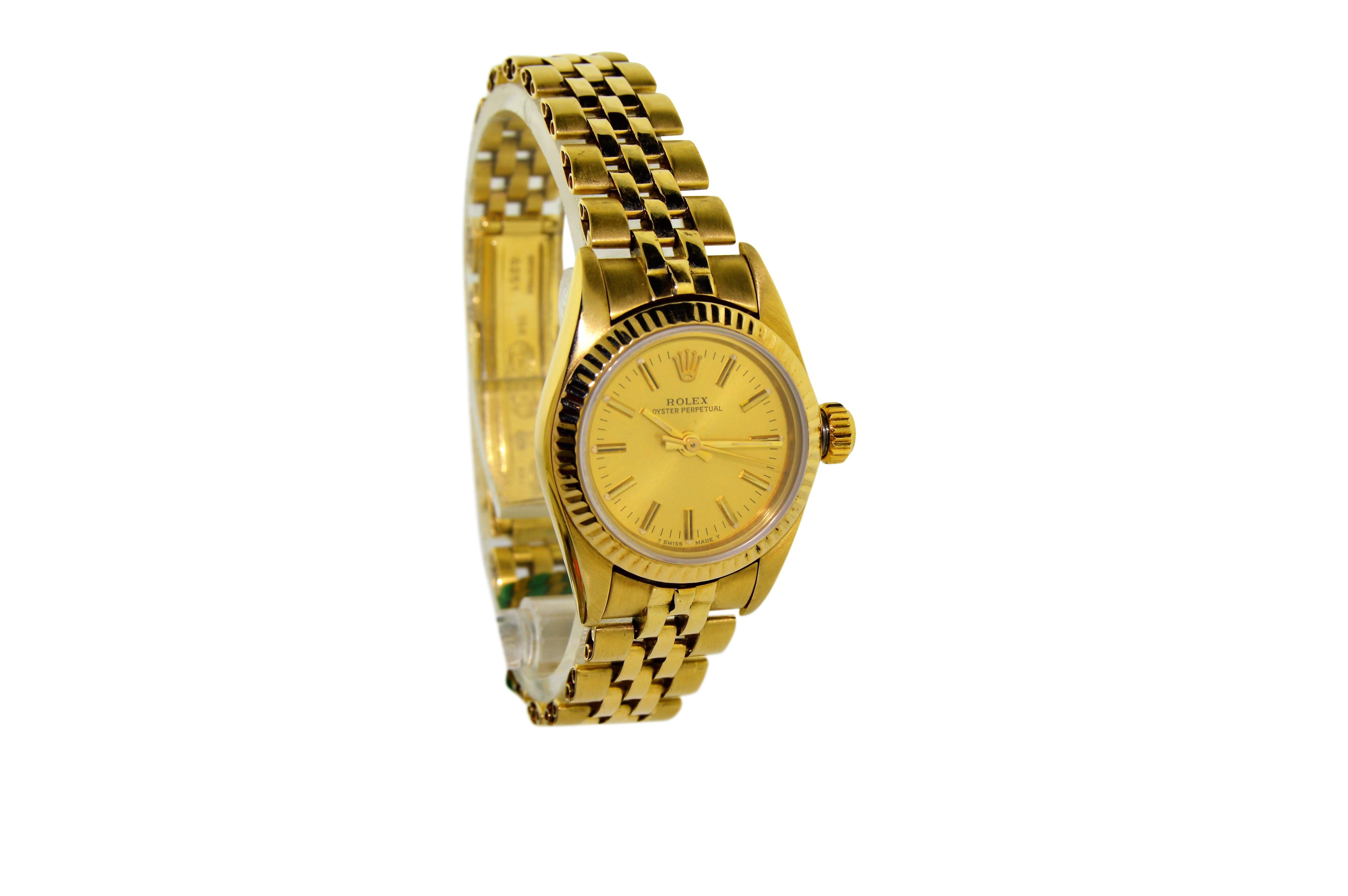 Women's Rolex Ladies Solid Gold Oyster Bracelet Perpetual Wind Watch