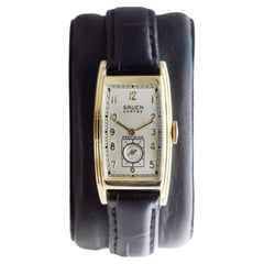 Gruen Yellow Gold Filled Curvex Art Deco Watch circa 1940