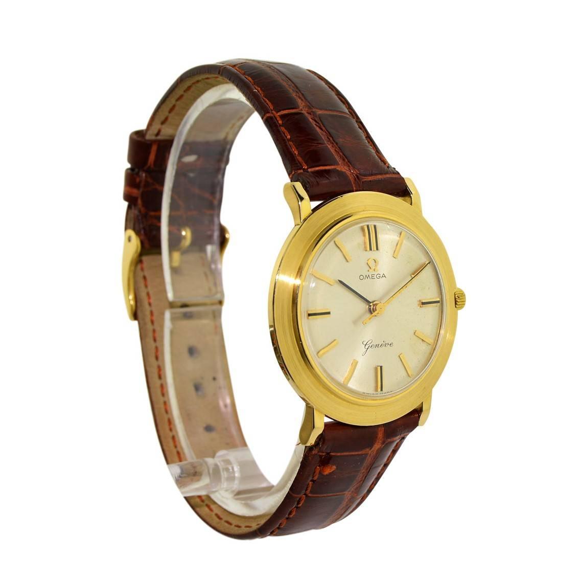 FACTORY / HOUSE: Omega Watch Company
STYLE / REFERENCE: Dress Style
METAL / MATERIAL: 14 Kt Solid Yellow Gold
DIMENSIONS: 37 mm X 34 mm
CIRCA: 1960
MOVEMENT / CALIBER: Manual Winding / 17 Jewels / cal. 600
DIAL / HANDS:  / Original with Baton