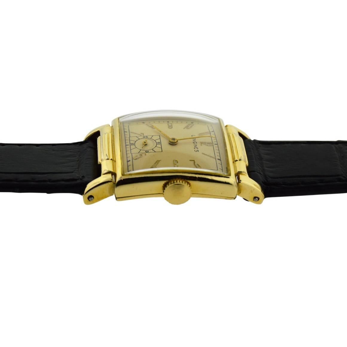 Longines Yellow Gold Filled Art Deco Manual Winding Wristwatch, circa 1940s  In Excellent Condition In Long Beach, CA