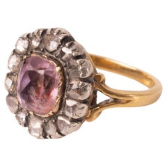 Anello con ametista e diamanti a grappolo, inizio XIX secolo