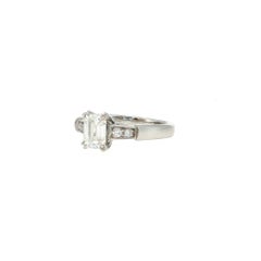 Harrry Winston Platinum Engagement Ring 0.77ct Emerald Round Diamond D VVS2 GIA
