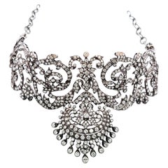 18K White Gold Choker Necklace with 22 Carat Round I VS Diamonds 14 Inch
