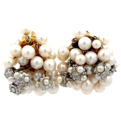 Boucles d'oreilles « Cluster » Seaman Schepps en or jaune 18 carats, avec diamants ronds de 0,5 carat et perles