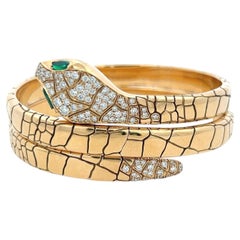 Crivelli 18K YG Bangle Bracelet with 1.06ct Round G VS Diamonds & 0.3ct Emerald