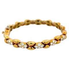 Jose Hess 18K Yellow Gold Link Bracelet with 3.08 Carat Round E SI Diamonds