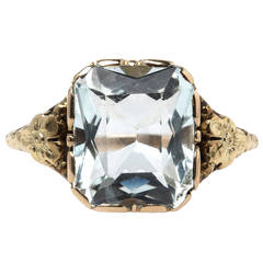 Whimsical Retro Era Aquamarine Gold Ring