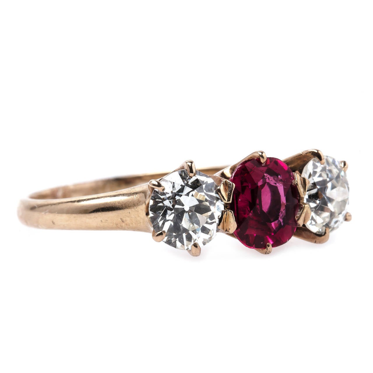 Victorian Three Stone Spinel Diamond Gold Engagement Ring In Excellent Condition In Los Angeles, CA