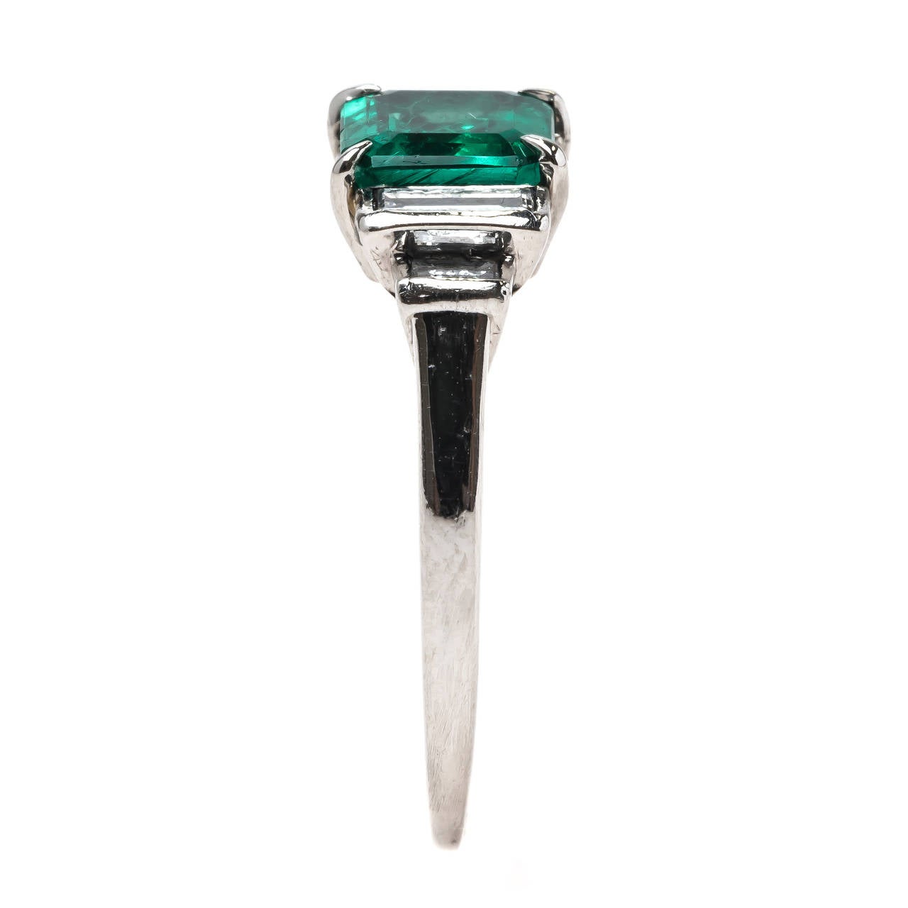 Women's or Men's Majestic Mid-Century Columbian Emerald Diamond Platinum Engagement Ring