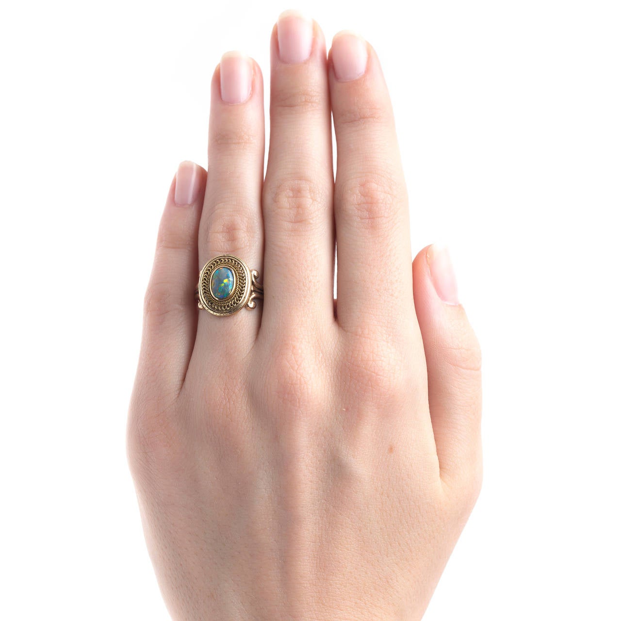Victorian Era Black Cabochon Opal Cocktail Ring with Rope Motif In Excellent Condition In Los Angeles, CA