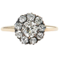 Elegant Victorian Era Old European Cut Diamond Gold Cluster Ring