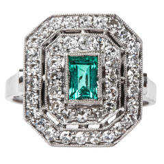Elegant Late Art Deco Emerald Diamond Gold Cluster Ring