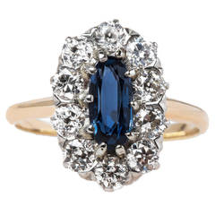 Gorgeous Unheated 0.90ct Oval Sapphire Ring with Old European Cut Diamond Halo