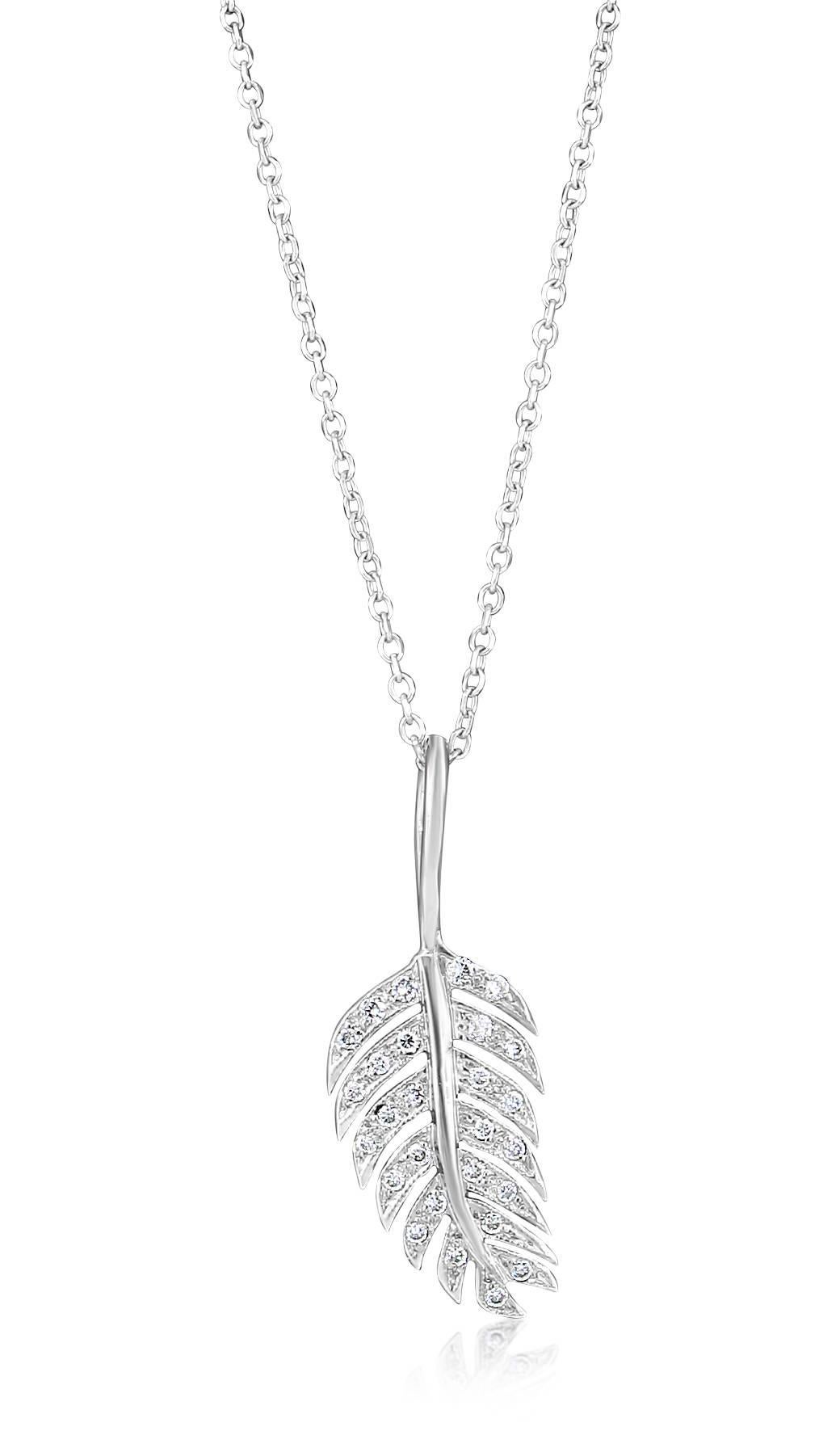 Entworfen von Cayen Collection:: ist dies eine schöne Farnwedel mit 0::06 Karat in Diamanten in 18 Karat Weißgold gesetzt akzentuiert.  16":: 14k Weißgold Kette enthalten. Die Ballenöffnung ist ¼