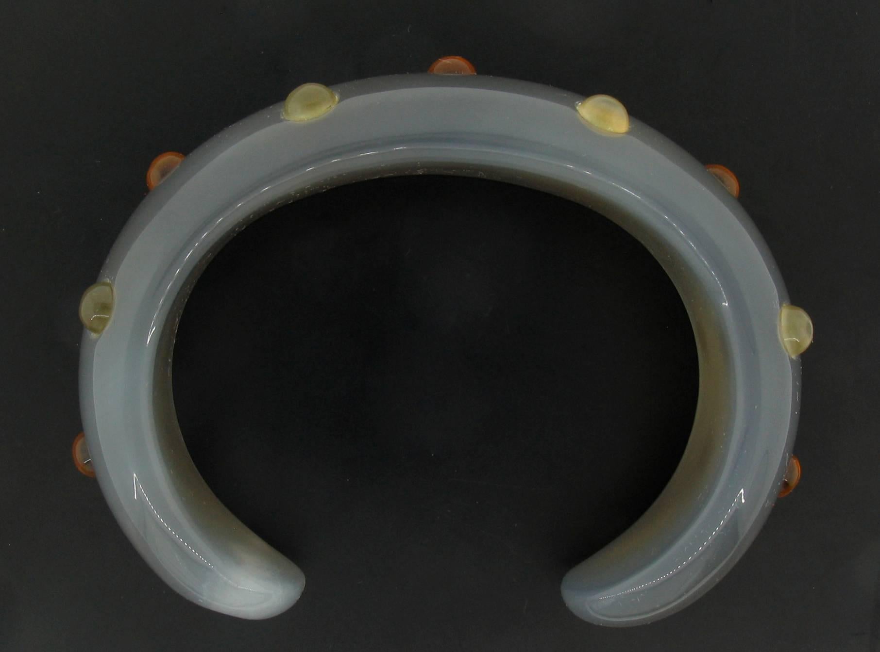 Manchette sculptée en agate et citrine Pour femmes en vente