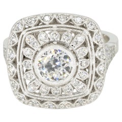 Exquisiter maßgefertigter Platin-Diamantring im antiken Stil