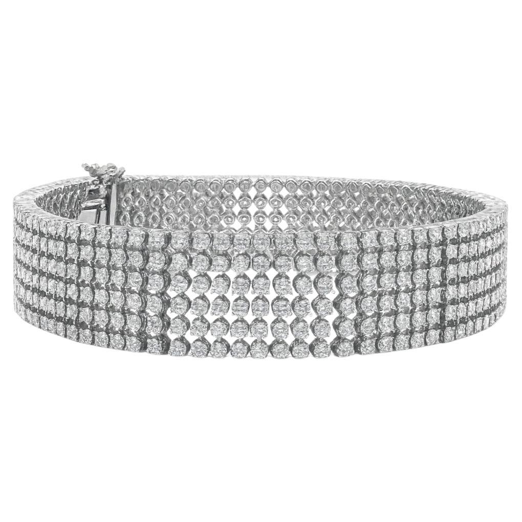 Pulsera ancha de 6 filas de diamantes de 20 quilates en venta
