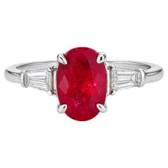 Preciosa pieza vintage de Tiffany & Co. Anillo de rubí natural y diamantes