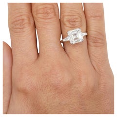 Anello in platino con diamante taglio Asscher certificato GIA da 4,01 carati D VS2
