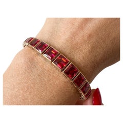 10 Carat GIA Certified No-Heat Burmese Ruby 14K Gold Bracelet circa 1950s