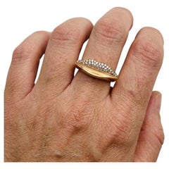 Bvlgari Enigma Collection Pavé Diamond 18k Rose Gold Lips Ring