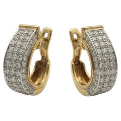 Pendientes de aro con pavé de diamantes de 6 quilates en oro amarillo de 18k