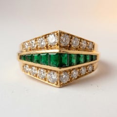 Oscar Heyman Emerald and Diamond 18k Yellow Gold Cocktail Ring