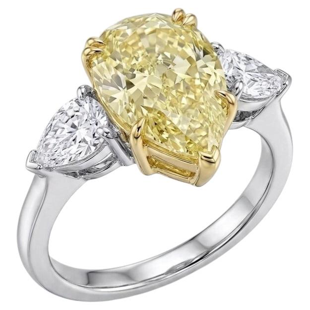9.1 Carat W to X Range VS2 Pear Modified Brilliant Diamond Yellow and White Gold For Sale