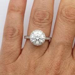 Tiffany & Co. 2-Karat-Diamant-Halo-Verlobungsring aus 18-karätigem Weißgold