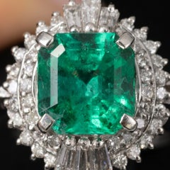 GIA Certified 2 Carat Colombian Emerald Diamond Platinum Cocktail Ring