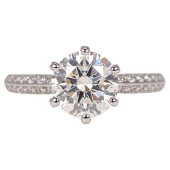 Tiffany & Co. Verlobungsring aus Platin mit rundem Diamanten (1,5 Karat) in Pavé-Fassung