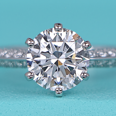 Tiffany & Co. Verlobungsring aus Platin mit rundem Diamanten (1,5 Karat) in Pavé-Fassung