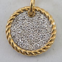 Collana con ciondolo a cavo in oro giallo 18k con pavé di diamanti di David Yurman, 18 pollici