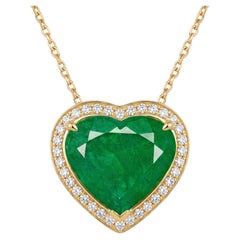 9.22 Carat green heart Diamond Pendant Necklace