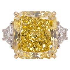 4.02 Carat Fancy Yellow VVS1 Cut-Cornered Square Modified Brilliant Diamond Whit