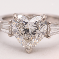 4.54 Carat E VS1 Heart Brilliant Diamond White Gold Ring