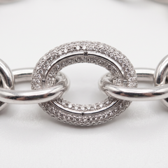 Ivanka Trump – Armband aus 18-karätigem Weißgold mit Diamanten (3 Karat) und Gliederkette