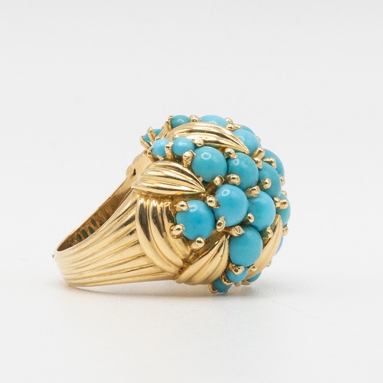 Anello a cupola in turchese persiano d'epoca in oro giallo 18 carati in vendita 3