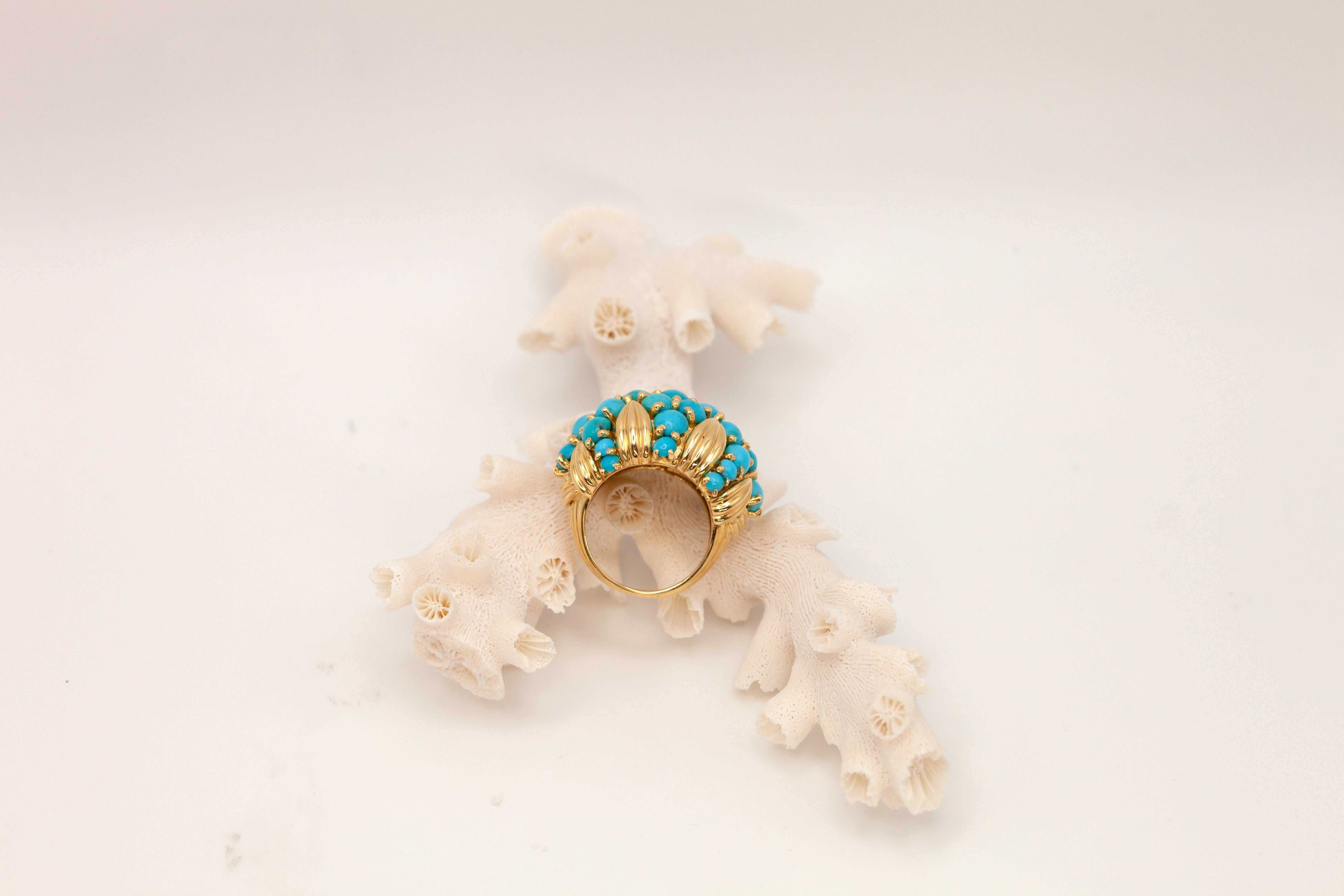 Anello a cupola in turchese persiano d'epoca in oro giallo 18 carati in vendita 4