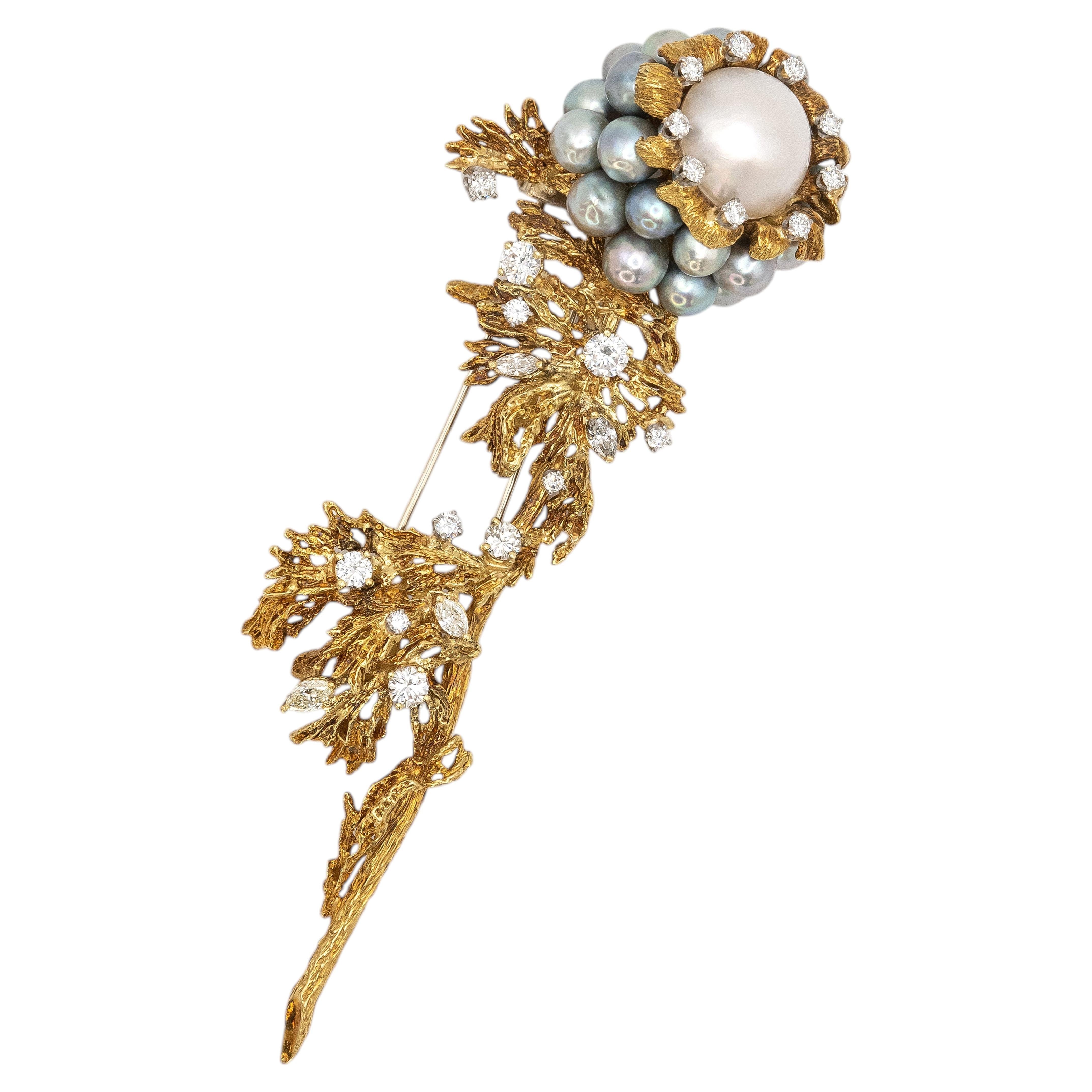 Pre-owned La Triomphe Vintage  18k Gold Diamond Pearl Flower Brooch In Multiple