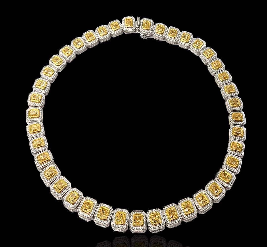 Taglio radiant OUR LEGACY 90 Carati  Suite di collane, bracciali e anelli  Diamanti naturali ultra rari in vendita