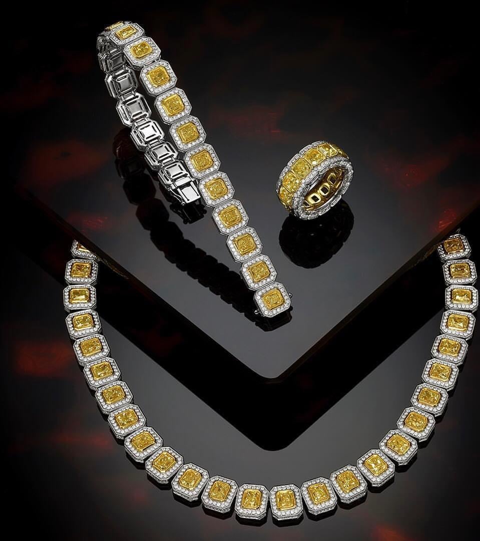 OUR LEGACY 90 Carati  Suite di collane, bracciali e anelli  Diamanti naturali ultra rari in vendita 2