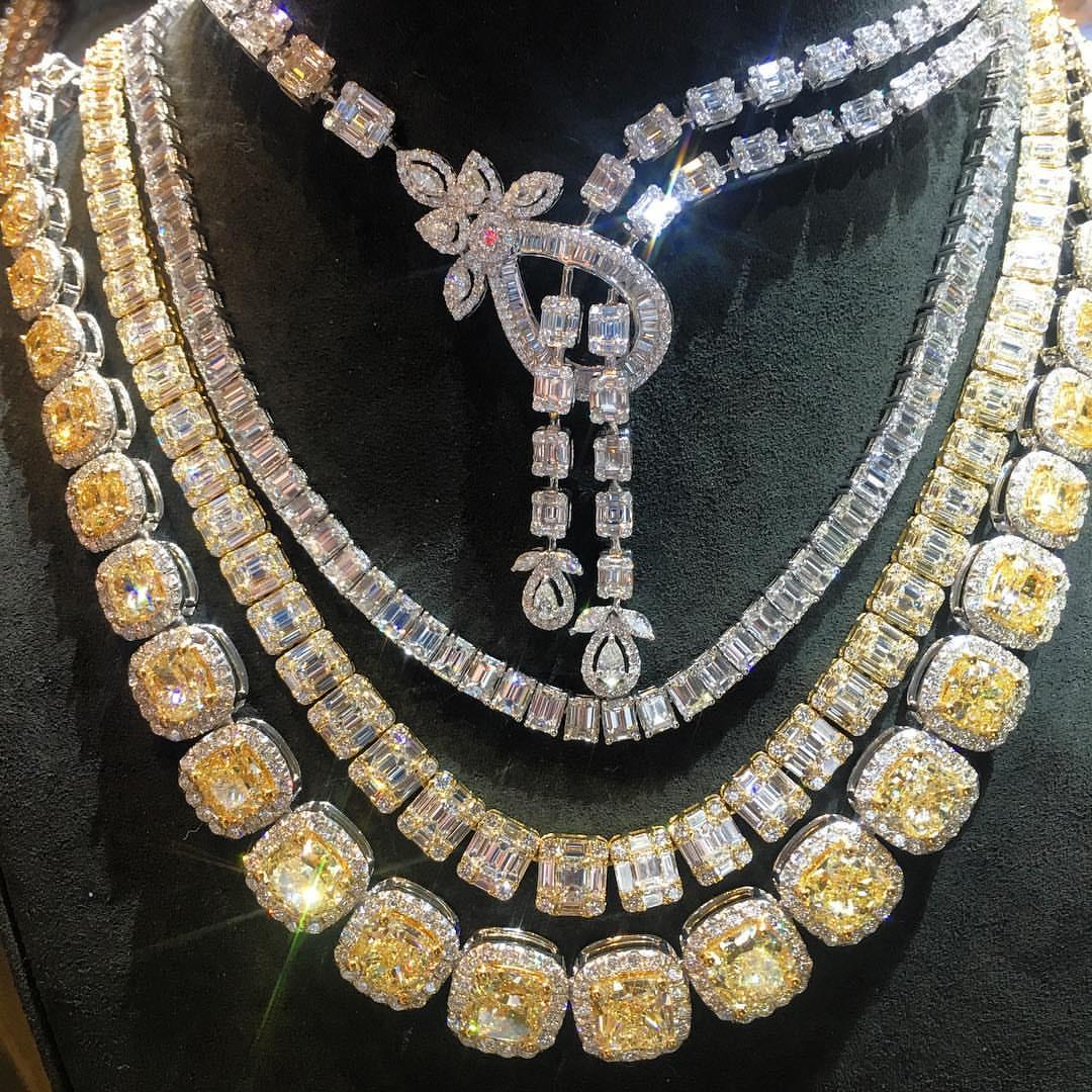 Women's LEGACY GIA 90 Carats Fancy Intense Yellow Cushion Cut Diamond Tennis Chain For Sale
