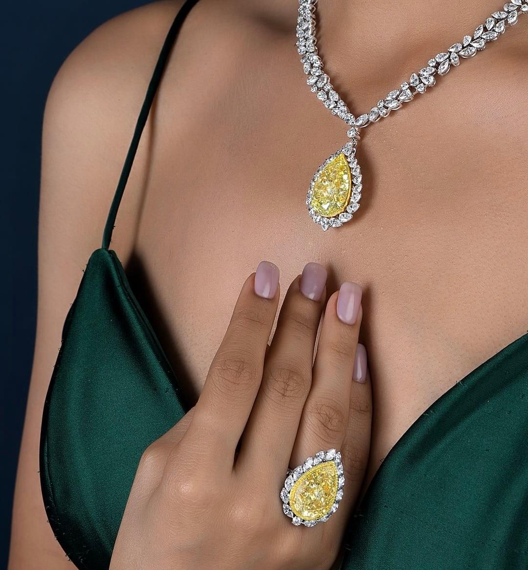 Modern Legacy 15 Carat GIA Fancy Yellow Pear Drop Diamond Necklace An Icon of Prestige For Sale