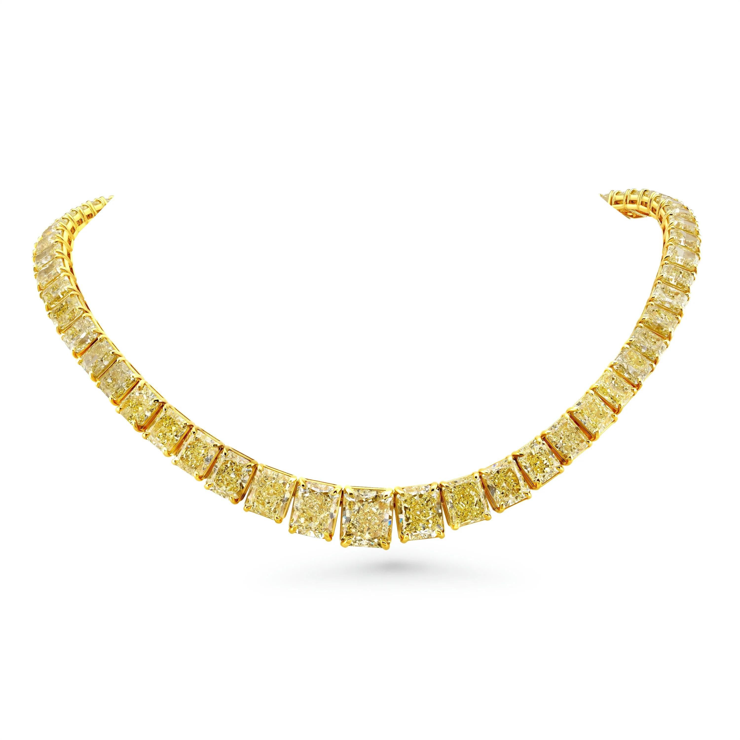 OUR LEGACY Collier de tennis avec diamant coussin de 100 carats jaune fantaisie Nature Neuf - En vente à Mumbai, IN