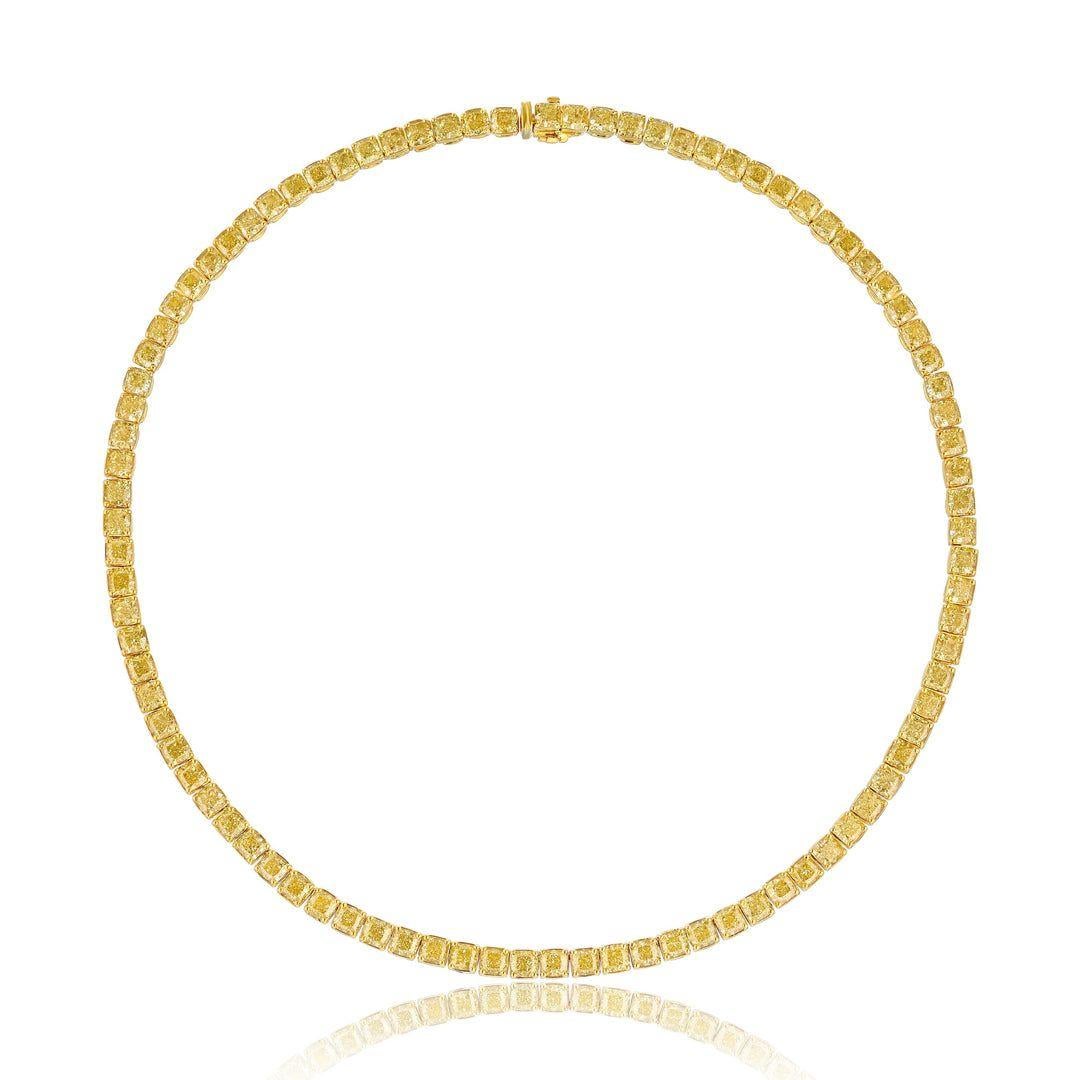 Moderno Collana Tennis con diamanti taglio cuscino giallo intenso da 25 carati LEGACY in vendita
