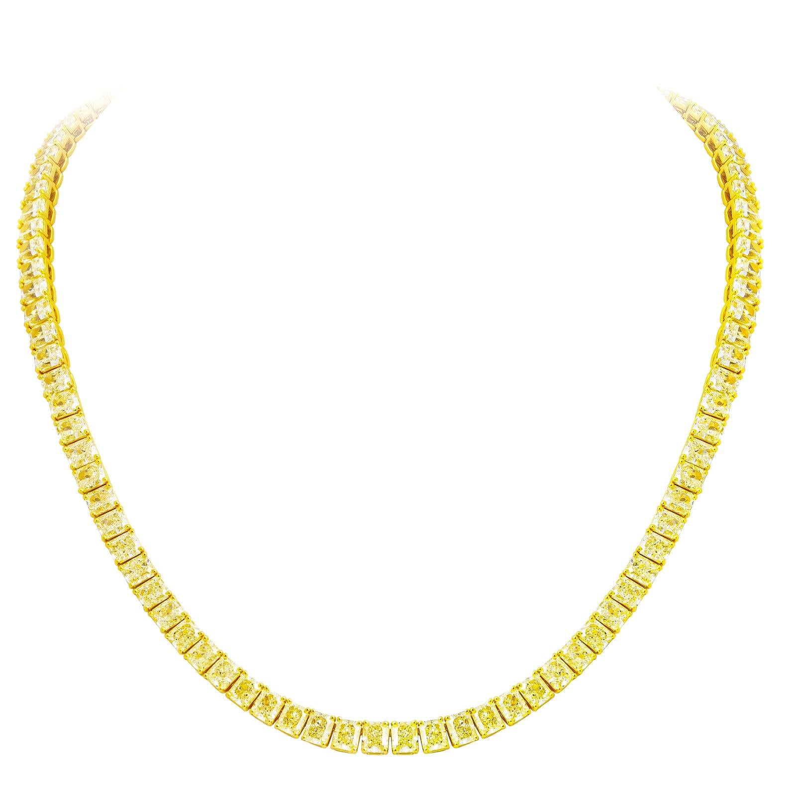 LEGACY Collier à diamants rayonnants de 30 carats de couleur jaune fantaisie Pour femmes en vente